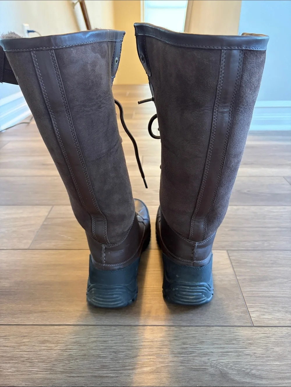 UGG Women's Tall Lace-Up Winter Boot in Dark Brown - Size 8.5